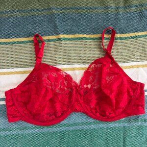 vintage Red lace underwire bra size 48C